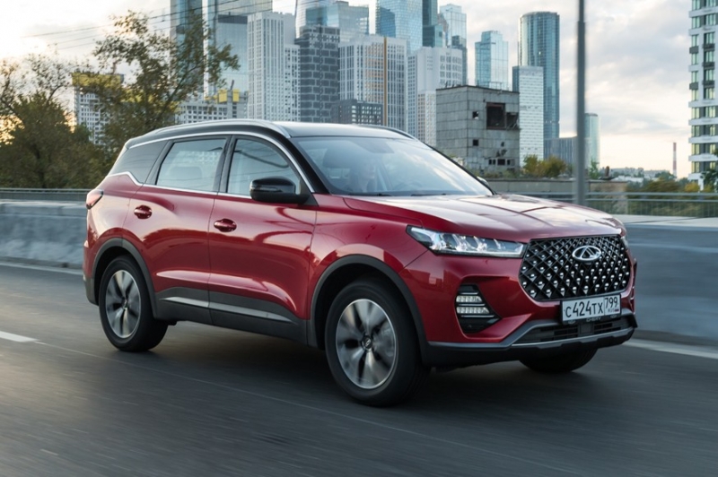 Количество автомобилей, импортируемых в РФ из Китая, продолжает снижаться