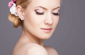 Ухаживаем за своей молодостью и внешним видом: как часто стоит посещать салон красоты