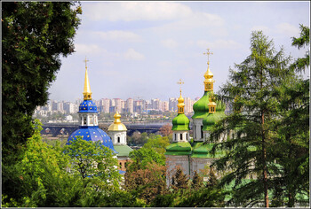 Украина вводит визовый режим для россиян