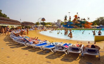 Девять человек отравились хлором в аквапарке Анапы