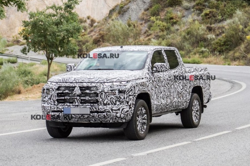 Mitsubishi занимается разработкой L200 нового поколения: пикап проехался на камеру
