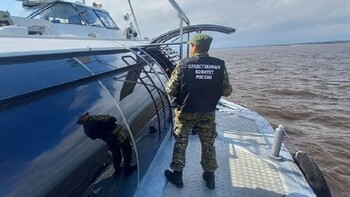 Теплоход сел на мель на реке Лена в Якутии, есть пострадавшие 