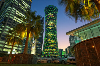 В Катаре вернули масочный режим 