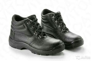 Спецобувь: сферы применения. Параметры выбора