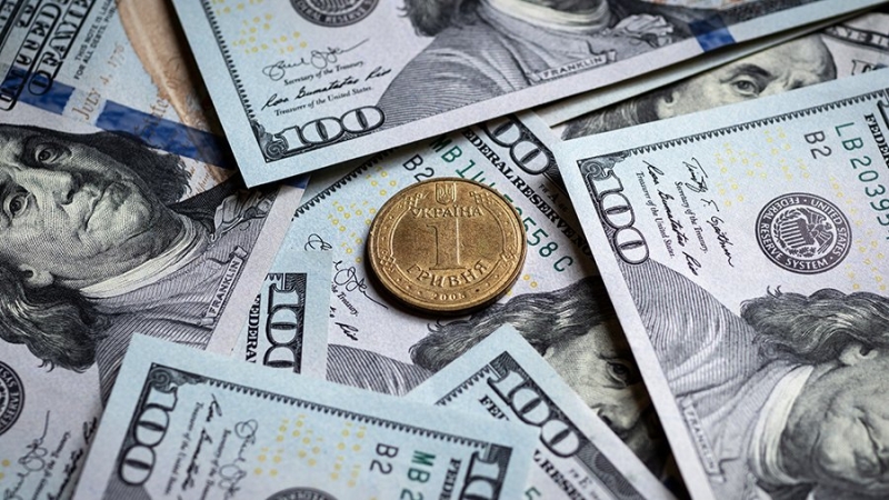 Эксперт разъяснил понижение инвестиционных рейтингов Украины