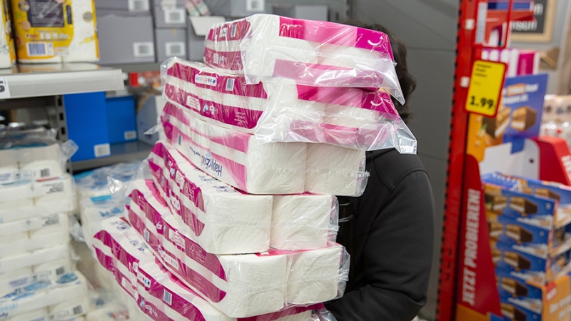 Германии предрекли дефицит туалетной бумаги из-за энергетического кризиса