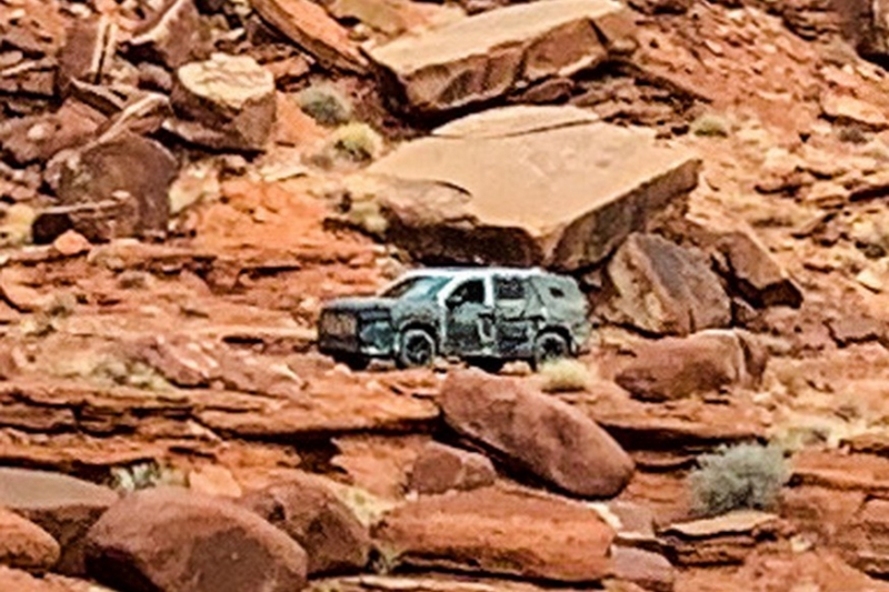 Honda Pilot снова будет брутальным: тизер кроссовера четвёртого поколения