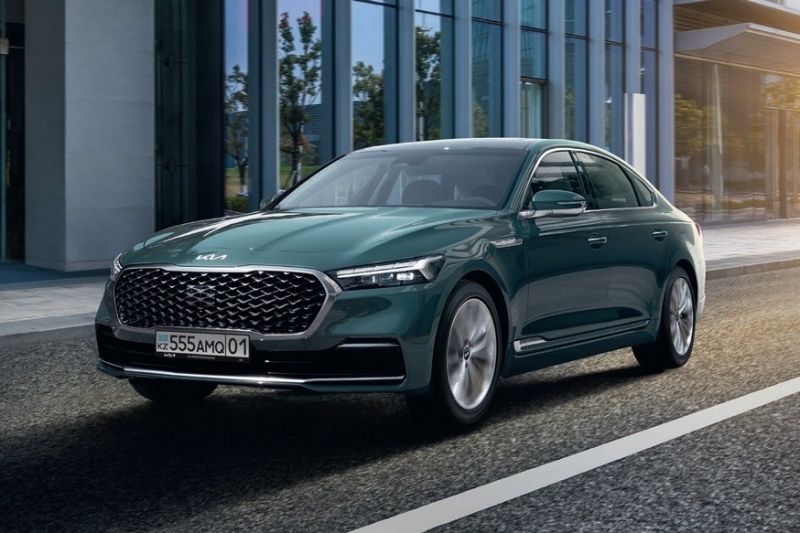 Обещанный прежде России роскошный полноприводный седан Kia K9 начали продавать в Казахстане
