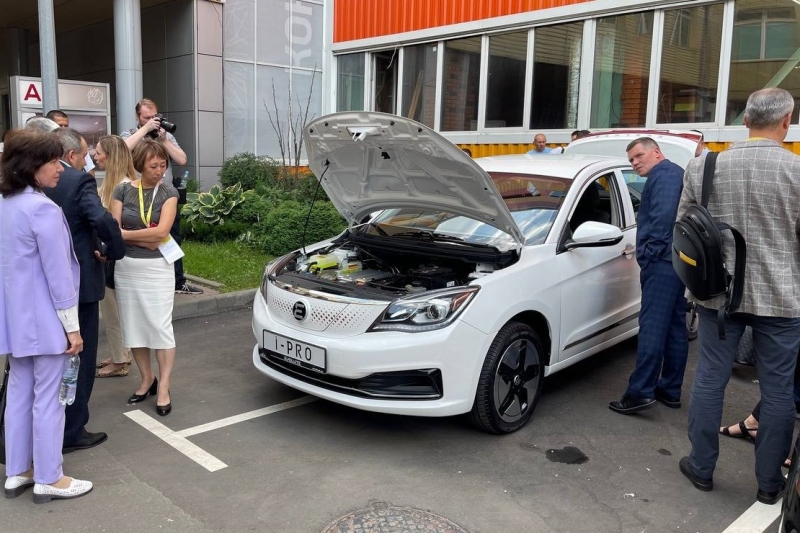 Российский электроседан Evolute i-Pro оказался не самым свежим Dongfeng Aeolus E70