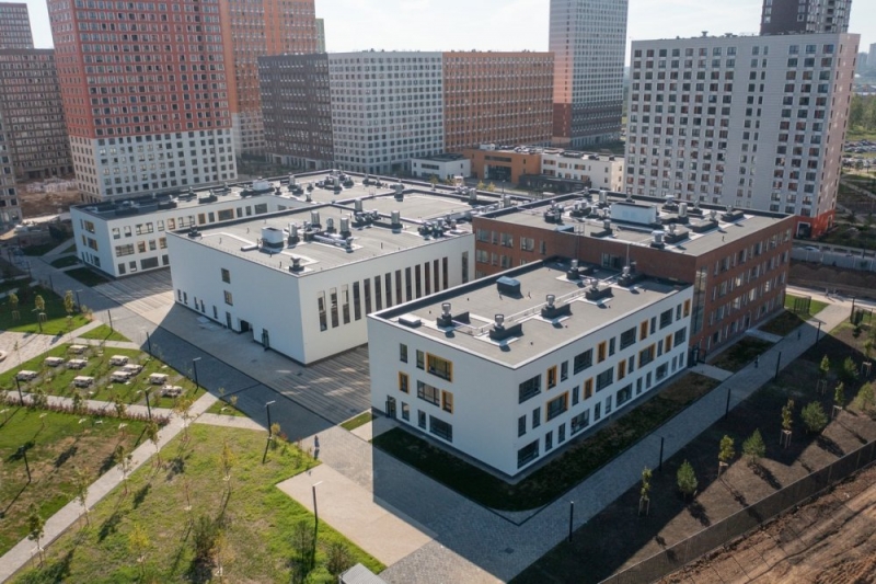 Самая большая школа в Балашихе поставлена на кадастр