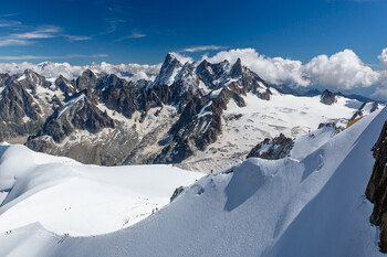 Третий за неделю турист погиб на Монблане из-за камнепада