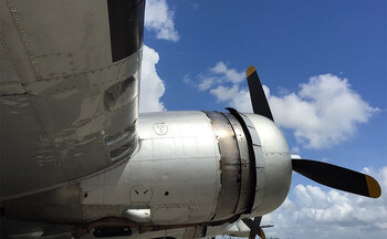 В аэропорту Югры человек погиб от винта самолёта «ЮТэйр»