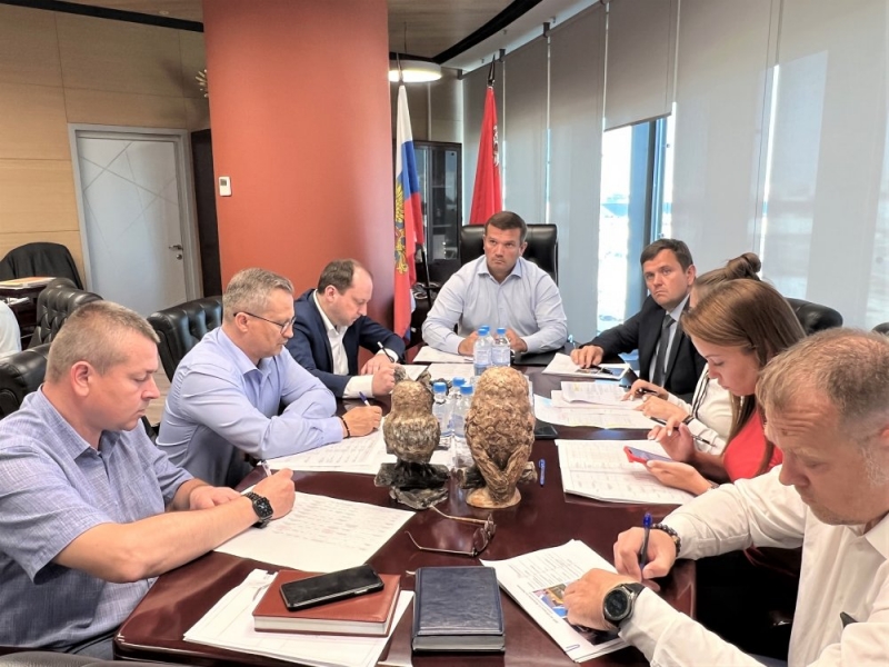 В Минстрое Подмосковья обсудили ввод в эксплуатацию объектов образования к началу учебного года