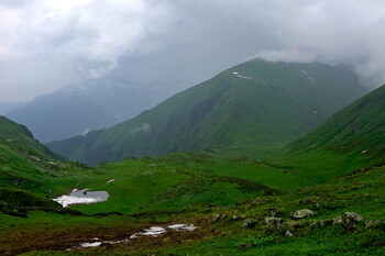 В Сочи туриста убило молнией