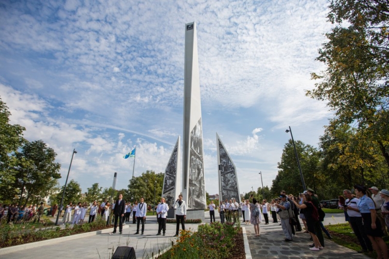 В Ступино торжественно открыли стелу «Город трудовой доблести»