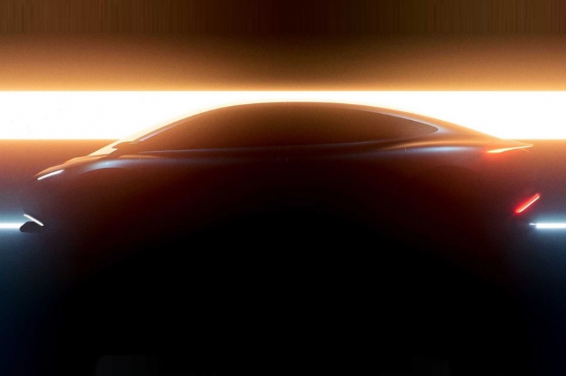 Aehra готовится к дебюту первенца: итальянская марка показала тизеры будущего кроссовера