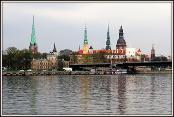 Страны Балтии договорились ограничить въезд россиянам