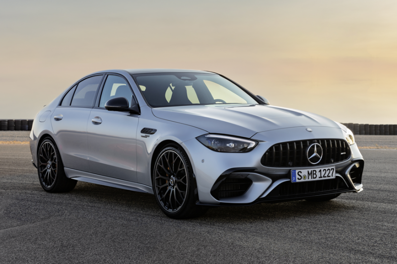 Теперь без V8: Mercedes-AMG C 63 S стал 680-сильным гибридом с четырёхцилиндровым мотором