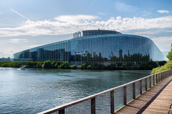 В ЕС назвали дату остановки упрощённого визового режима с РФ 