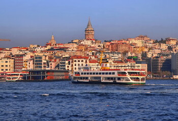 Авиакомпания «Россия» запускает рейсы в Стамбул из Петербурга и Москвы