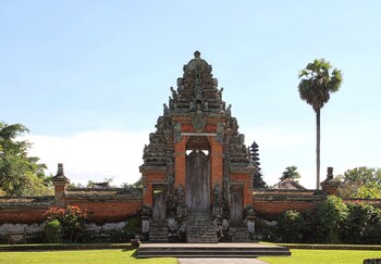 Индонезия рассматривает возможность приёма карт «Мир»