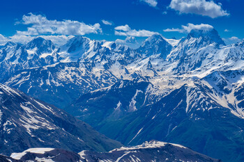 Канатные дороги на Эльбрусе возобновили работу