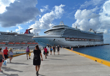 Крупная круизная компания ушла с российского рынка