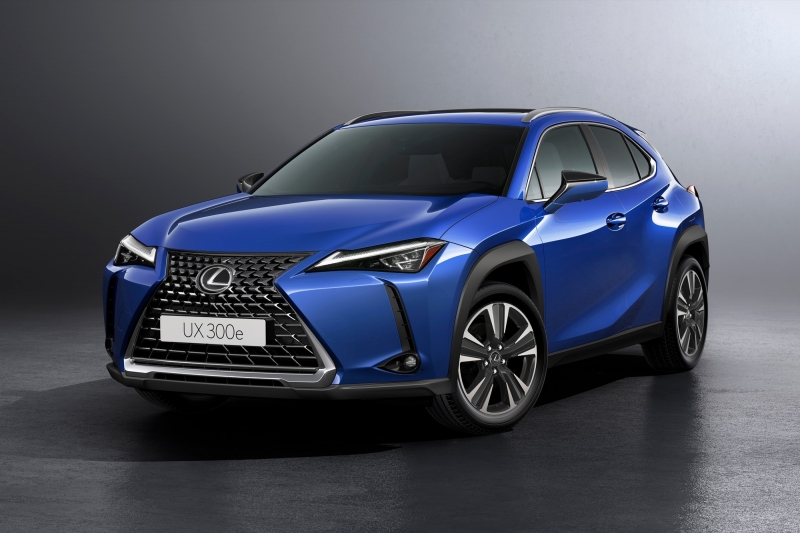 Обновлённый Lexus UX 300e: запас хода на одной зарядке вырос на 40%