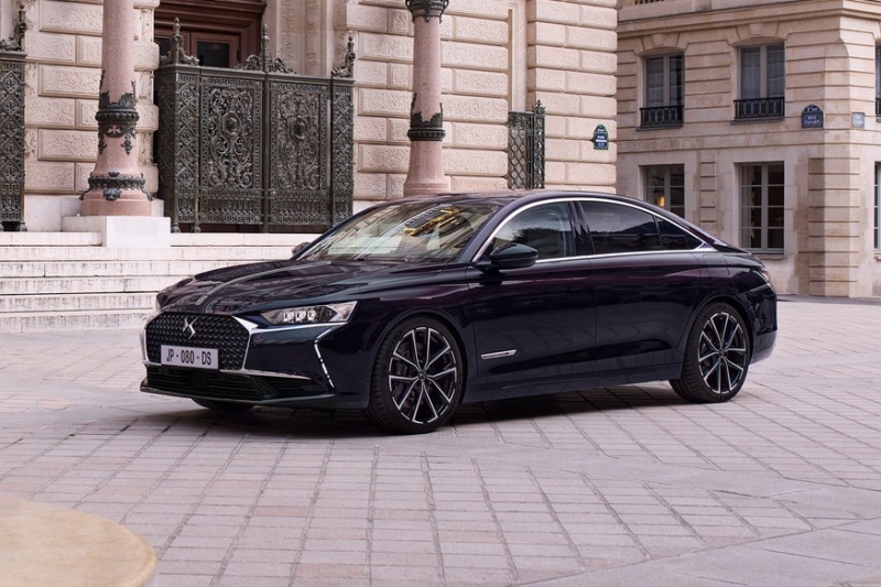 Так и не сумевший подобраться к «немцам» роскошный седан DS 9 обрёл лимитированную версию