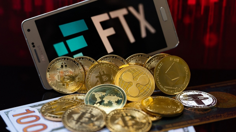 Экс-гендиректор криптовалютной биржи FTX потерял состояние в размере $16 млрд