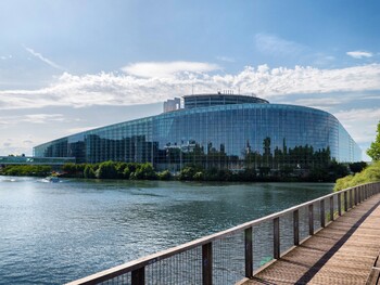 ЕС не выдаст визы владельцам российских паспортов, полученных в новых регионах РФ, Крыму, Абхазии и Южной Осетии