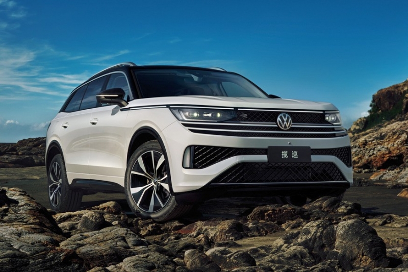 Кроссовер Volkswagen Tavendor оказался дешевле родственного короткого Терамонта