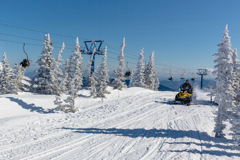 Курорт Шерегеш открыл горнолыжный сезон