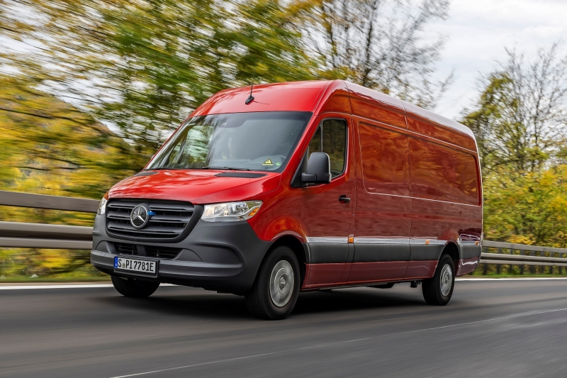 Обновлённый Mercedes-Benz eSprinter хочет стать самым дальнобойным в классе