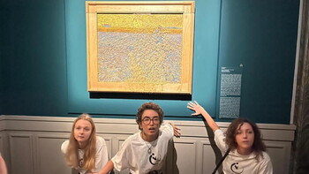 Римская прокуратура завела уголовное дело на экоактивистов, напавших на картину Ван Гога 