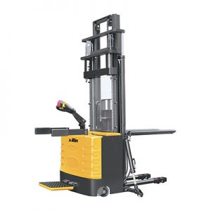 Штабелеры: виды и их особенности