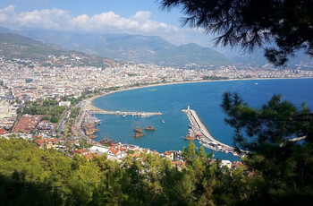 Аэропорт турецкой Алании увеличится в размерах