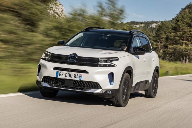 До России добрался обновлённый Citroen C5 Aircross, известны цены