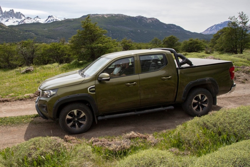 Fiat в пику Chevrolet анонсировал новый пикап, родственный Peugeot и Changan