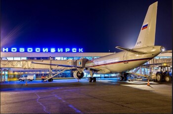 На рейсе в Новосибирске буйный пассажир напал на бортпроводника