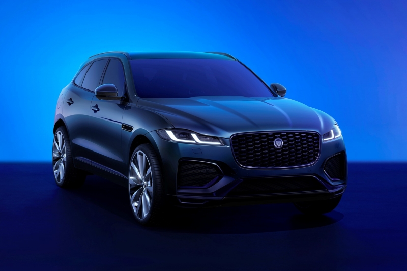 Обновлённый Jaguar F-Pace: комплектации стали богаче, а гибрид — более дальнобойным