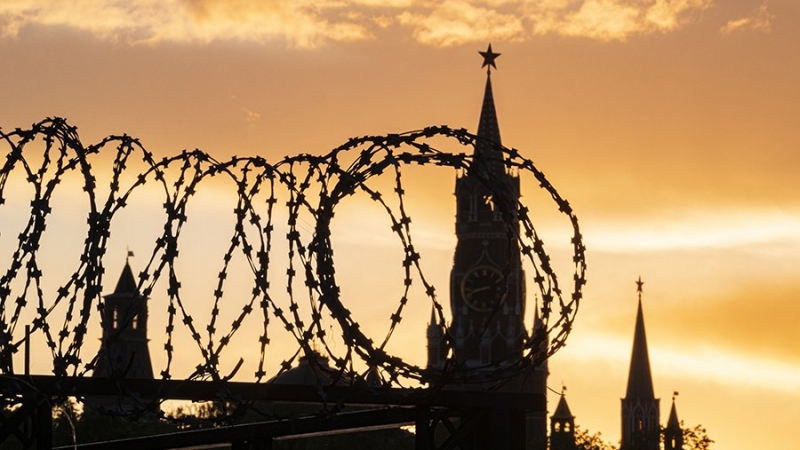 Экономист указал на обратный эффект антироссийских санкций для ЕС