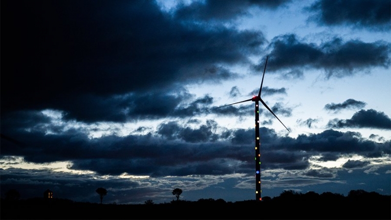 «Известия» рассказали об отказе ФРГ от зеленой энергетики под давлением США