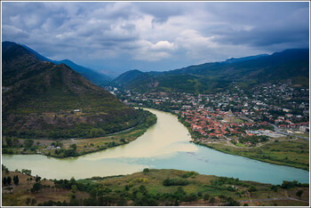 Президент Грузии не хочет возобновления авиасообщения с РФ 