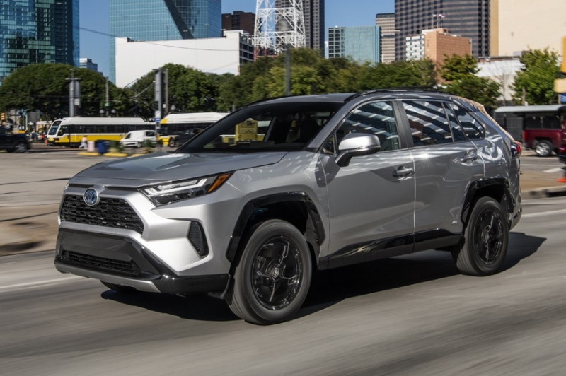 Toyota осталась мировым лидером по количеству проданных за год новых машин