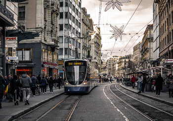 В IАТА критикуют введение ограничений для авиапассажиров из Китая