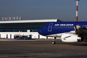 Air Moldova отменила десятки рейсов на март 
