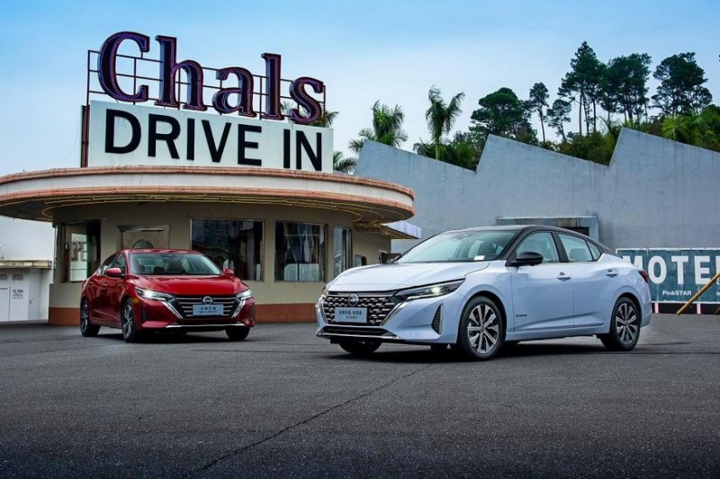 Рестайлинговые седаны Nissan Sentra показали на официальных фото