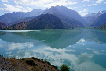 Таджикистан отменил ковидные ограничения при въезде
