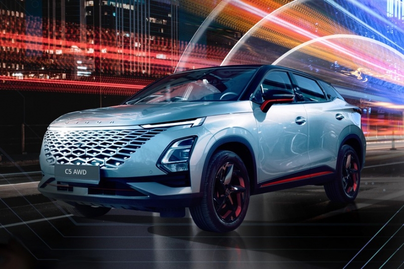 Кроссовер Omoda C5 получил в РФ новый мотор и полный привод. Объявлены цены